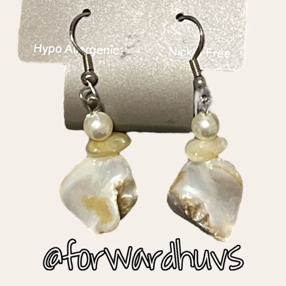 Accessory Crossing Hypo-Allergenic Nickel Free Earring Sets (2) - Picture 4 of 9